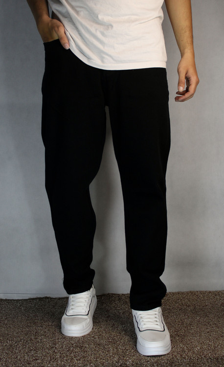 شلوار جین پَر مام فیت مردانه – رنگ مشکی ضمانت رنگ (سایز ۴۲ تا ۵۰)