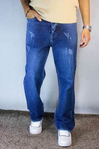 شلوار جین پَر نیمبگ مردانه – رنگ آبی کاربنی (سایز ۳۲ تا ۳۸)